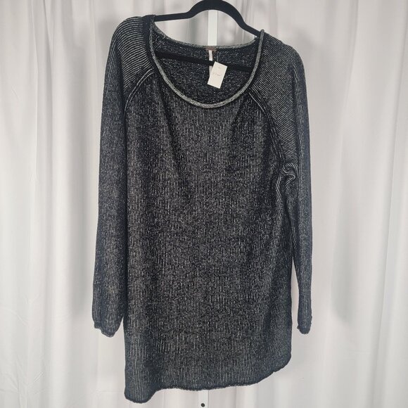 FREE PEOPLE Lenox Ribbed Tunic Sweater Black Onyx Size M Oversized Relaxed Fit - Picture 1 of 9